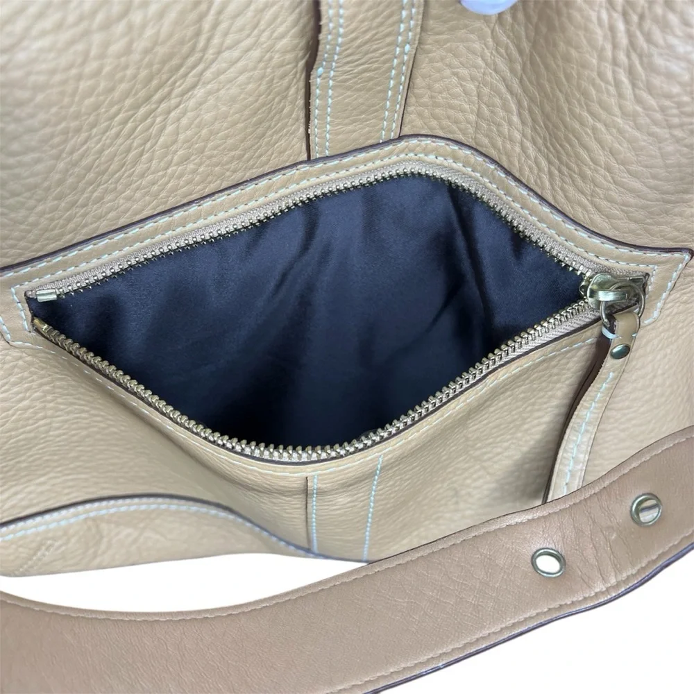 Near Vintage Coach Hamptons Tan Butterscotch Pebbled Leather Shoulder Hobo Bag - Picture 5 of 8